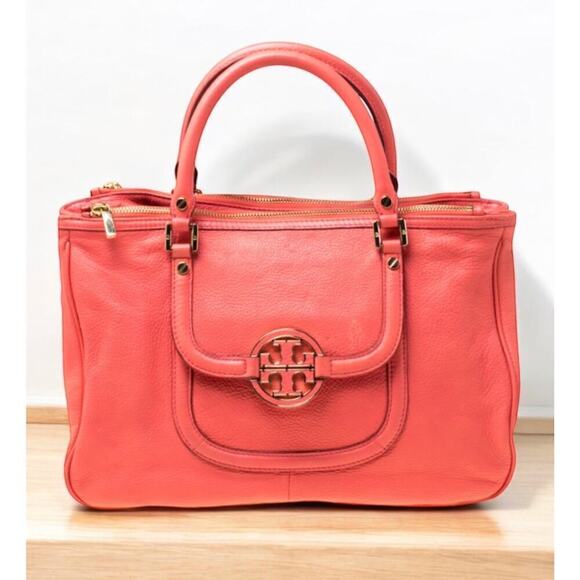 Tory Burch Amanda Pebble Leather Double Zip Tote Bag - Picture 13 of 13